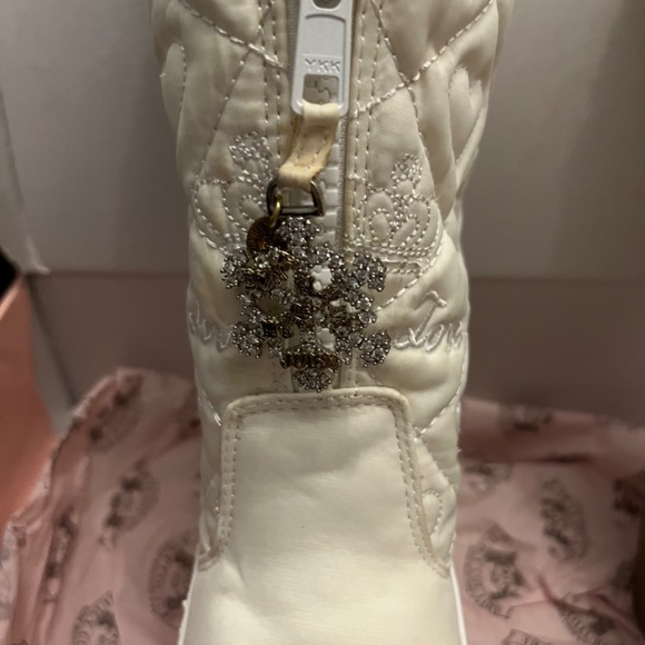 Juicy couture 90’s Snowflake Boots - Picture 4 of 5